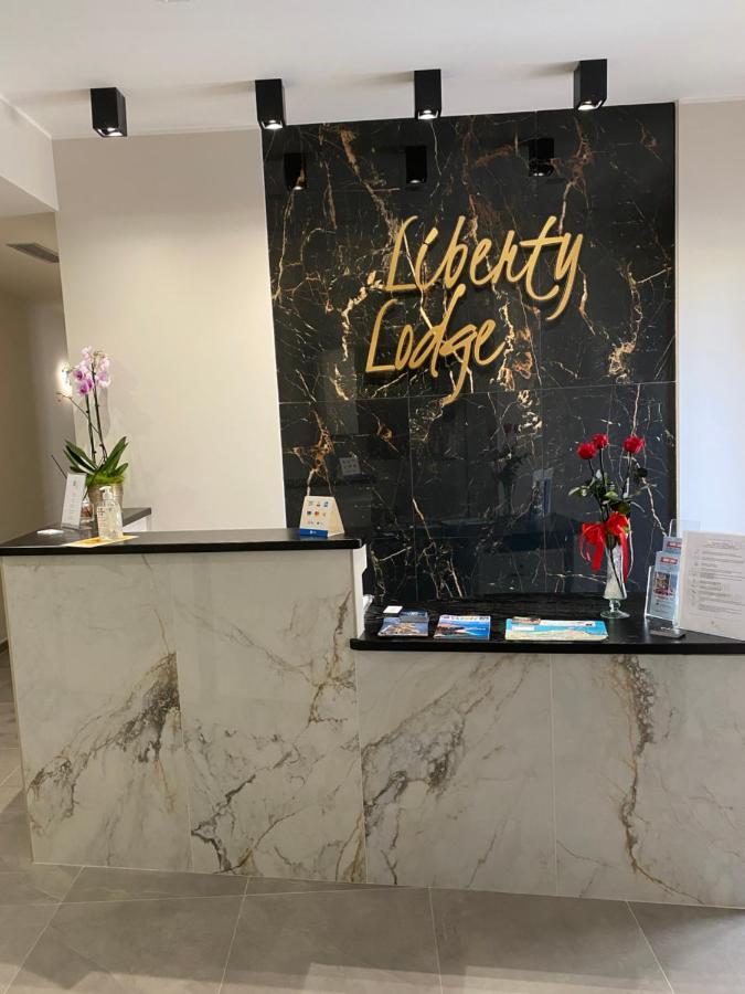Liberty Lodge Тропея Экстерьер фото